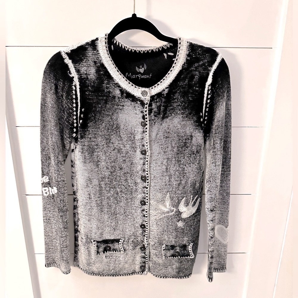Marquant Monochrome Women's Cardigan